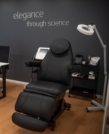 Elegance Laser Clinic - Πλαστικοί Χειρουργοί